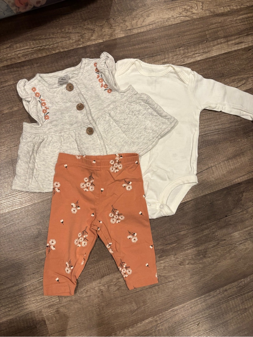 Carter's Cream Bodysuit, Heather Vest & Rust Floral Leggings Set